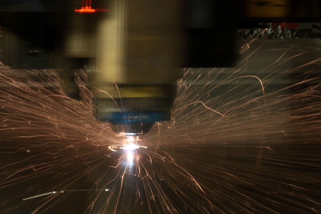 Steel cutting small details